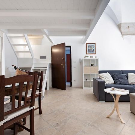 Mesagnesi 6 - Loft Centro Storico Sit Lecce Exterior photo