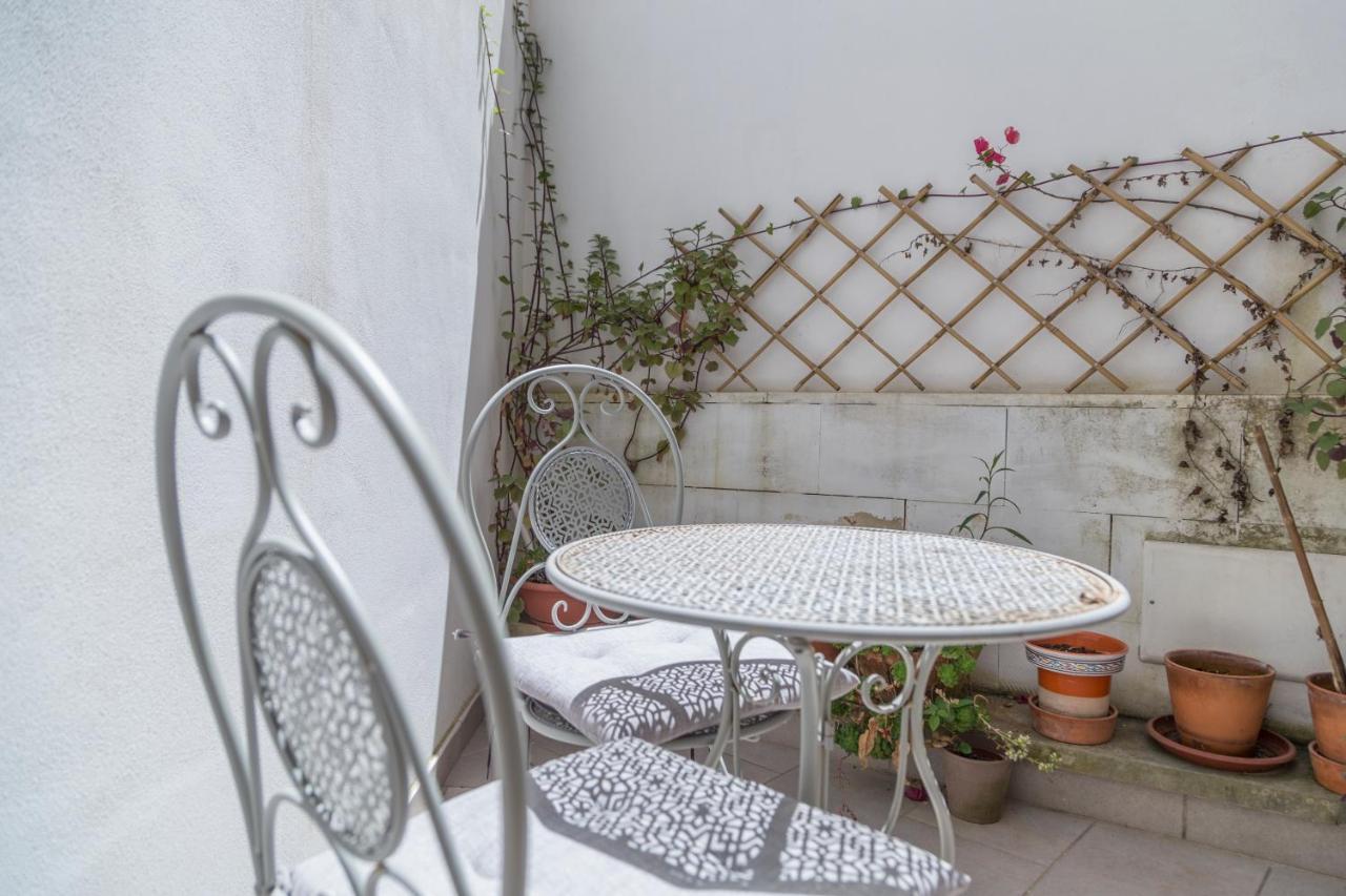 Mesagnesi 6 - Loft Centro Storico Sit Lecce Exterior photo