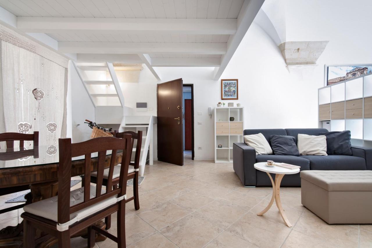 Mesagnesi 6 - Loft Centro Storico Sit Lecce Exterior photo