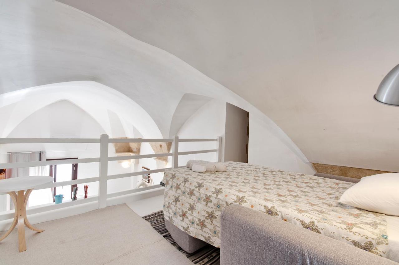 Mesagnesi 6 - Loft Centro Storico Sit Lecce Exterior photo