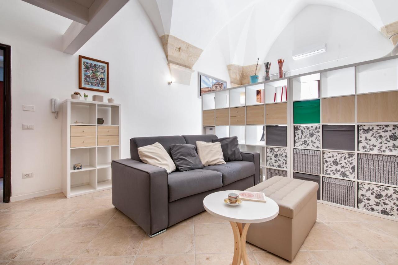 Mesagnesi 6 - Loft Centro Storico Sit Lecce Exterior photo