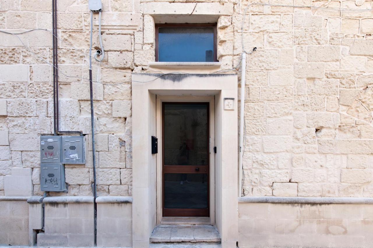 Mesagnesi 6 - Loft Centro Storico Sit Lecce Exterior photo